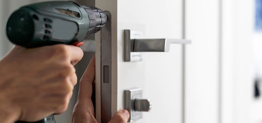 Locksmith For Lock Replacement Near Me in East Palo Alto, CA