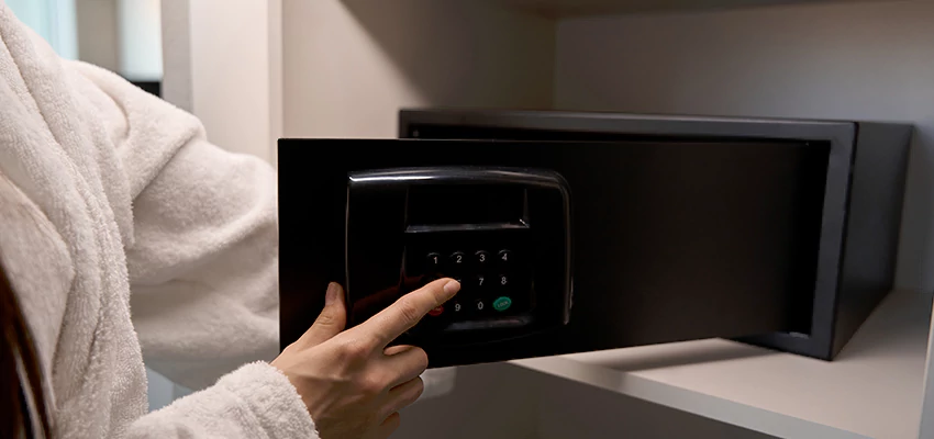 Safe Unlocking Service Company in East Palo Alto, California