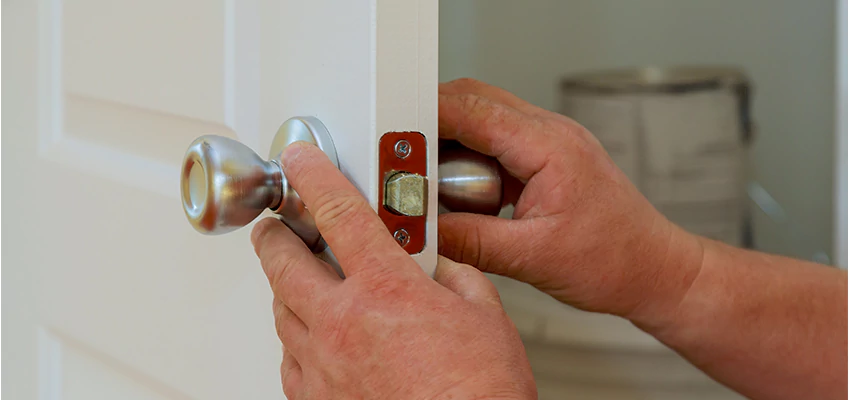 AAA Locksmiths For lock Replacement in East Palo Alto, California