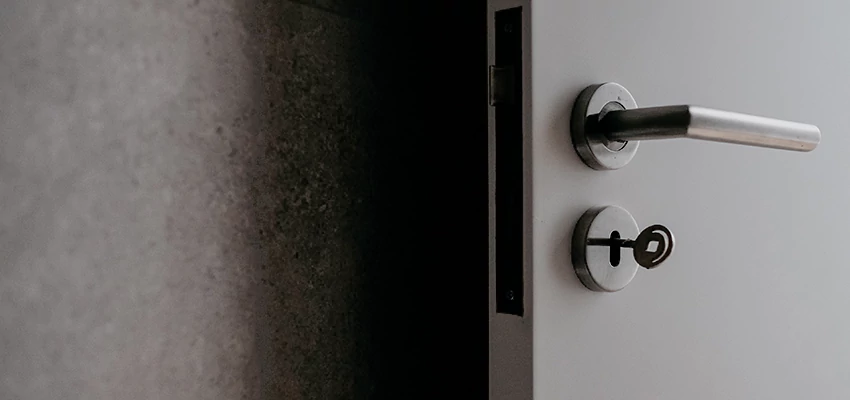 Front Door Handle Repair And Installation in East Palo Alto, CA